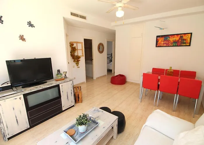 Flamingo 21 By Homeprive Daire Denia